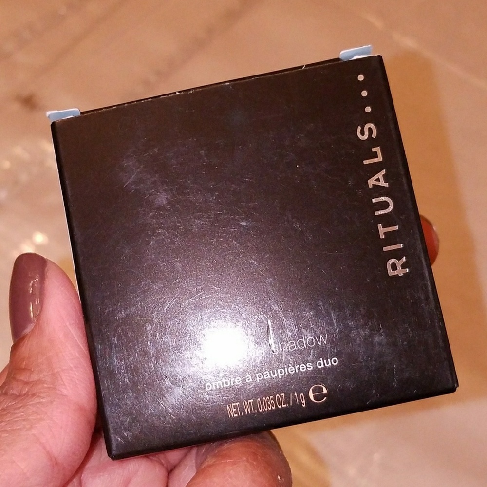 Ritual EyeShadow - Picture 2 of 4